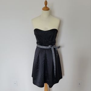 AE Stunning Strapless Dress